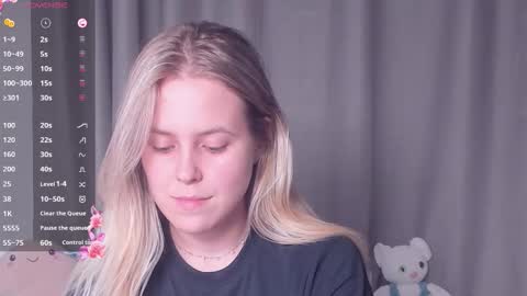 Darsi Anty online show from October 6, 2:58 pm