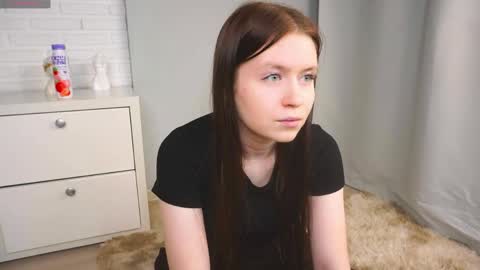 Snapshot of angelapratt chatting on April 15, 3:30 pm angelapratt online show from April 15, 3:30 pm