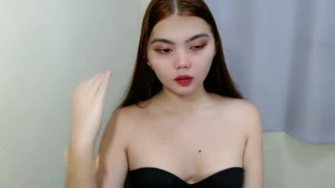 angelari_slut online show from October 28, 5:11 am