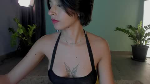 Snapshot of angelbae_ chatting on January 12, 6:59 pm AngelBae online show from January 12, 6:59 pm