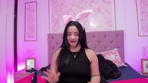 angelbaker1 online show from January 15, 2:21 pm