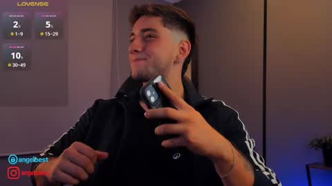 angelbell19 online show from October 25, 1:24 am