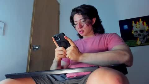 Snapshot of angelbennet_ chatting on October 21, 11:16 pm Angel Bennet online show from October 21, 11:16 pm