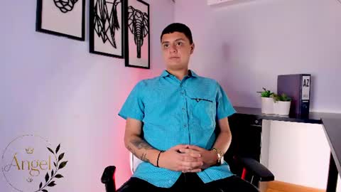 angelblue   online show from July 18, 7:39 pm
