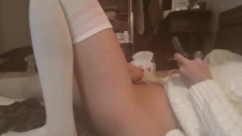 angelboyx2 online show from February 2, 1:37 am