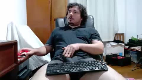 Snapshot of angelbuttslut chatting on February 13, 3:46 am angelbuttslut online show from February 13, 3:46 am