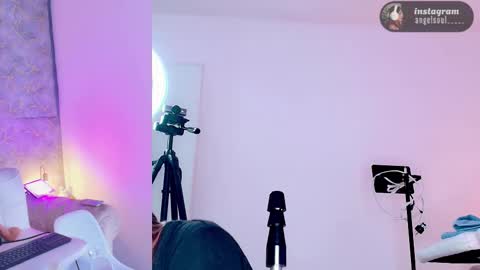 angel online show from February 8, 8:07 am