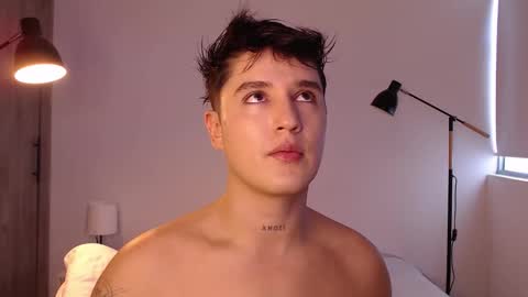 Snapshot of angelcossio chatting on November 2, 7:27 pm Angel online show from November 2, 7:27 pm