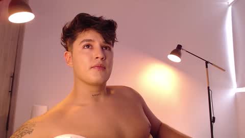 Angel online show from December 18, 6:58 pm