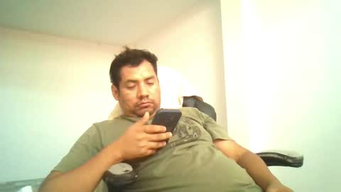 angeldavid90 online show from April 22, 3:57 pm