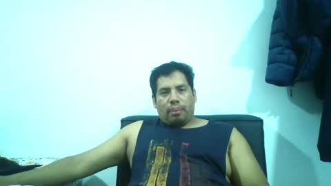Snapshot of angeldavid90 chatting on May 15, 11:56 pm angeldavid90 online show from May 15, 11:56 pm