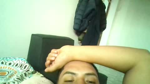 Snapshot of angeldavid90 chatting on May 22, 12:11 pm angeldavid90 online show from May 22, 12:11 pm