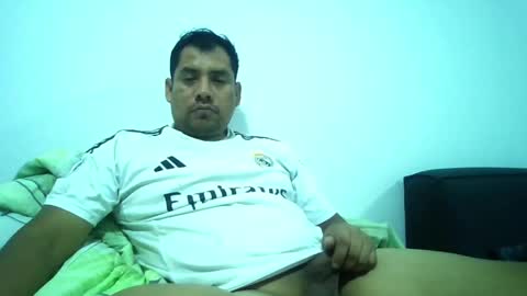 Snapshot of angeldavid90 chatting on June 7, 4:05 am angeldavid90 online show from June 7, 4:05 am