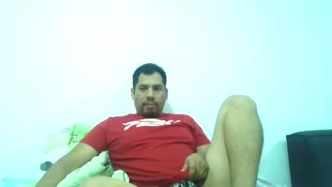 Snapshot of angeldavid90 chatting on June 15, 11:40 pm angeldavid90 online show from June 15, 11:40 pm