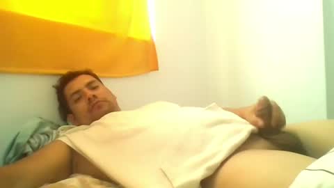 Snapshot of angeldavid90 chatting on June 19, 6:45 pm angeldavid90 online show from June 19, 6:45 pm