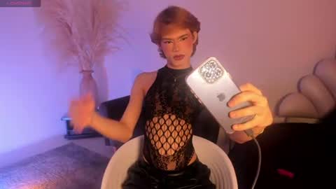 Angel Doll online show from June 12, 5:06 am