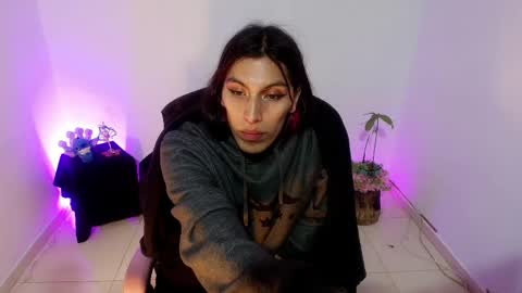 angele online show from June 8, 7:36 pm