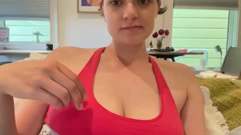 Snapshot of angeleleven11 chatting on October 5, 9:34 pm angeleleven11 online show from October 5, 9:34 pm