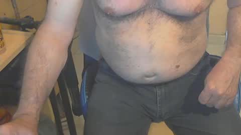 Snapshot of angelgarcia269 chatting on February 11, 11:43 am angelgarcia269 online show from February 11, 11:43 am