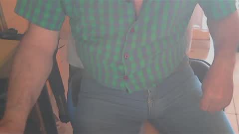 Snapshot of angelgarcia269 chatting on February 18, 6:47 pm angelgarcia269 online show from February 18, 6:47 pm