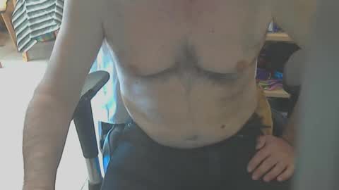 Snapshot of angelgarcia269 chatting on October 8, 1:09 pm angelgarcia269 online show from October 8, 1:09 pm