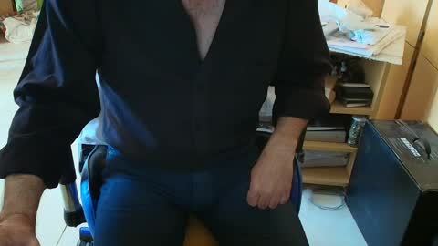 Snapshot of angelgarcia269 chatting on November 18, 11:25 am angelgarcia269 online show from November 18, 11:25 am