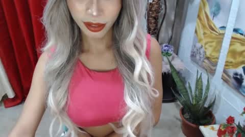 Snapshot of angelic_face_808 chatting on February 3, 4:10 pm DIVINE ANGEL online show from February 3, 4:10 pm