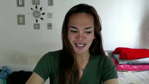 Snapshot of angelic_slutxx chatting on February 27, 3:36 am Yhanna online show from February 27, 3:36 am