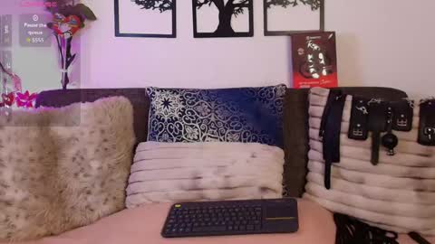 Snapshot of angelica_mature49 chatting on May 11, 3:34 am Angelica online show from May 11, 3:34 am