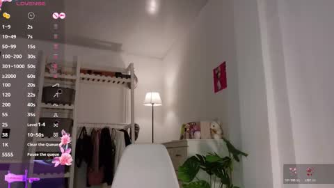 Snapshot of angelica_soft chatting on November 7, 12:54 am U can call me Angel online show from November 7, 12:54 am