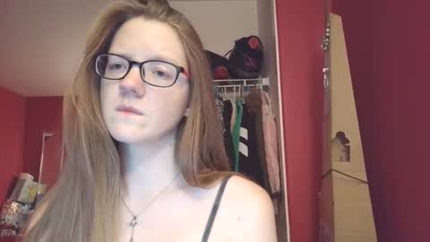 AngelicAngel online show from February 3, 6:40 am