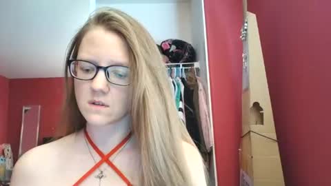 AngelicAngel online show from July 1, 7:35 pm