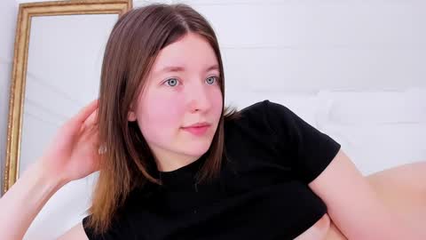 Angelic online show from February 18, 6:48 am