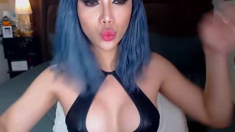 Snapshot of angelicqueents chatting on February 21, 10:07 am MS. AMALIA online show from February 21, 10:07 am