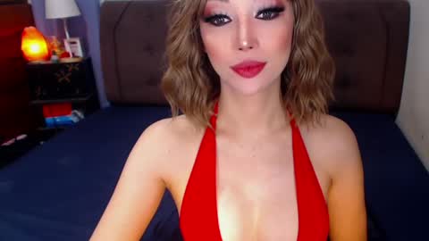 MS. AMALIA online show from May 31, 8:32 am