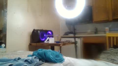 Angelikka Freakd out Pikkels online show from February 26, 12:09 am