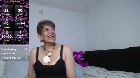 Snapshot of angelina_stone_65 chatting on February 4, 11:27 pm Angelina online show from February 4, 11:27 pm