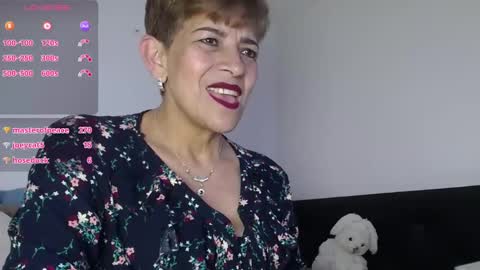 Snapshot of angelina_stone_65 chatting on February 23, 11:58 pm Angelina online show from February 23, 11:58 pm