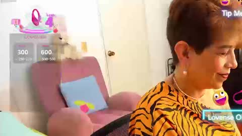 Snapshot of angelina_stone_65 chatting on September 23, 1:58 pm Angelina online show from September 23, 1:58 pm