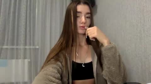 Snapshot of angelina_sunshine chatting on September 21, 7:26 pm Angelina online show from September 21, 7:26 pm