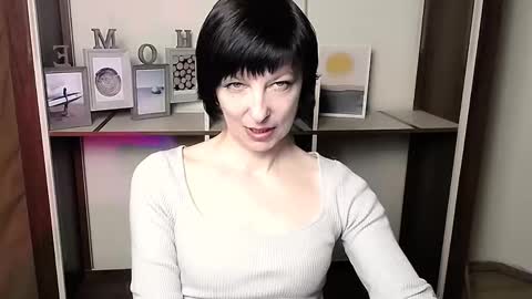 Angelina online show from March 5, 8:54 am