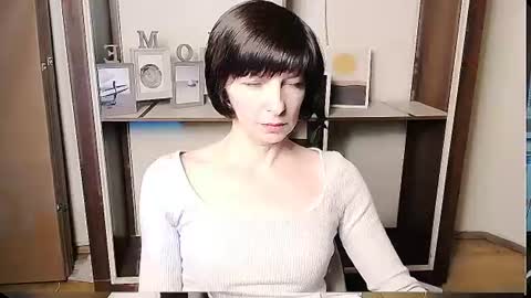 Angelina online show from June 14, 6:59 am