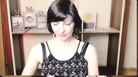 Angelina online show from June 27, 9:25 am