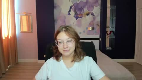 AngelinaLow online show from September 27, 11:26 am