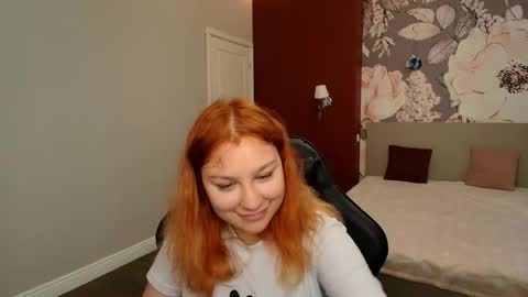 AngelinaLow online show from June 2, 11:23 am