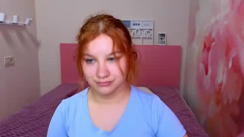 AngelinaLow online show from June 15, 11:23 am
