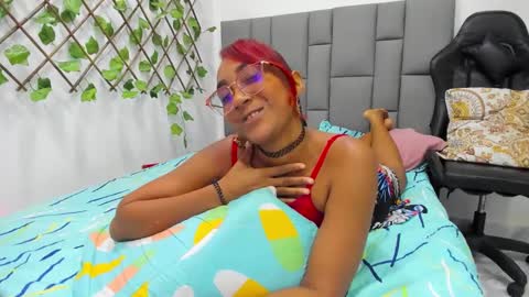 Snapshot of angelinamurphy chatting on February 28, 3:48 am AngelinaMurphy online show from February 28, 3:48 am