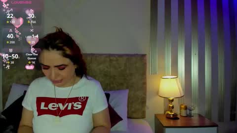 Snapshot of angelinarouse_ chatting on November 2, 3:42 am angelinarouse_ online show from November 2, 3:42 am