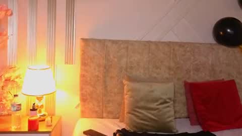Snapshot of angelinarouse_ chatting on July 21, 10:45 pm angelinarouse_ online show from July 21, 10:45 pm