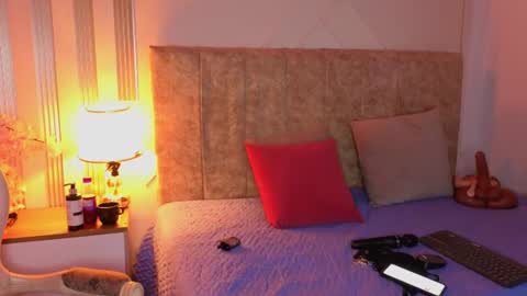 Snapshot of angelinarouse_ chatting on July 27, 8:16 pm angelinarouse_ online show from July 27, 8:16 pm